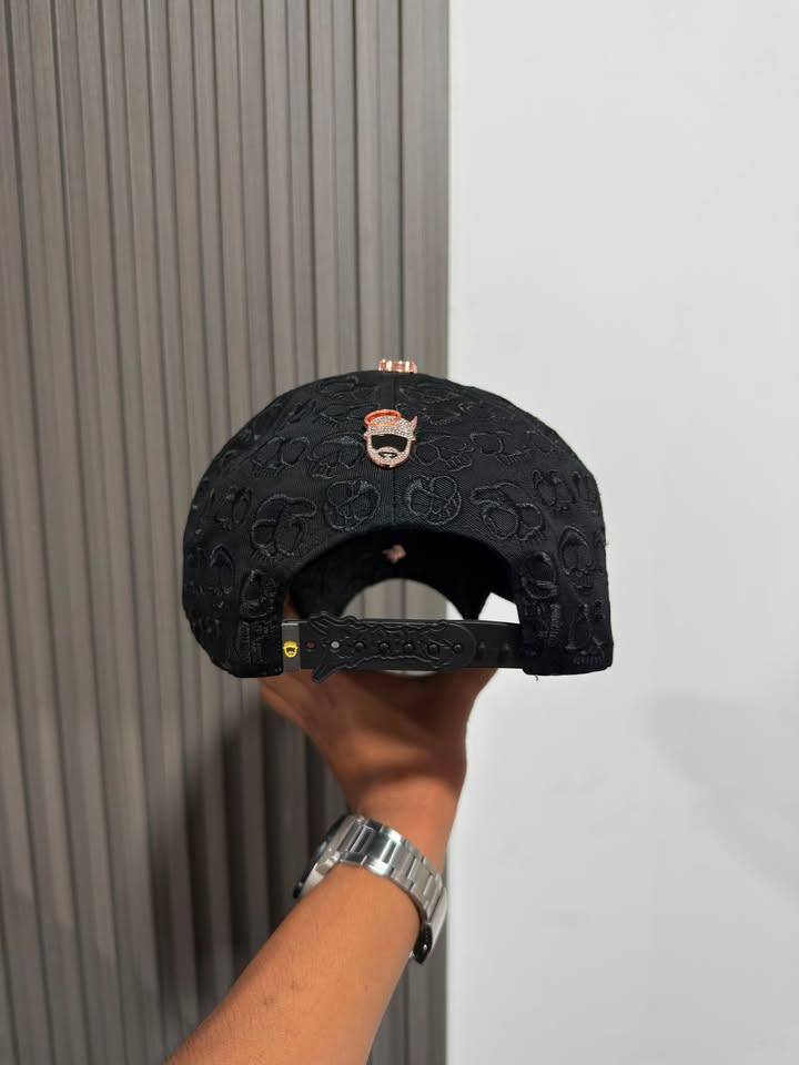 BARBAS BBB "HAND SKULL"